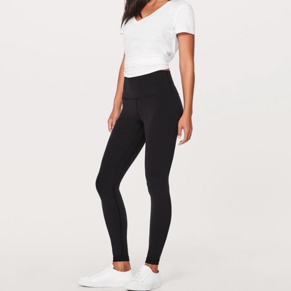NWOT Lululemon Black Align Leggings Sz. 6